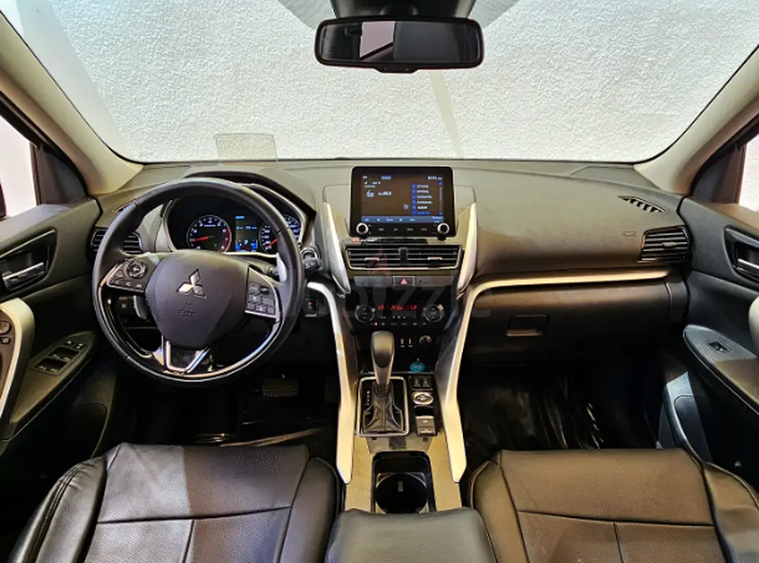 2024 Mitsubishi Eclipse for Rent in Al Rashidiya photo 5
