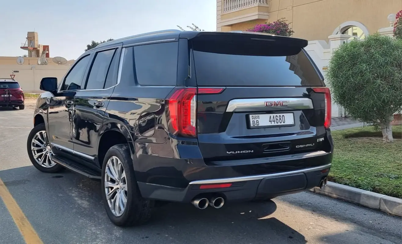 Rent a 2024 GMC Yukon in Al Karama — Rent Online with Drivaza photo 5