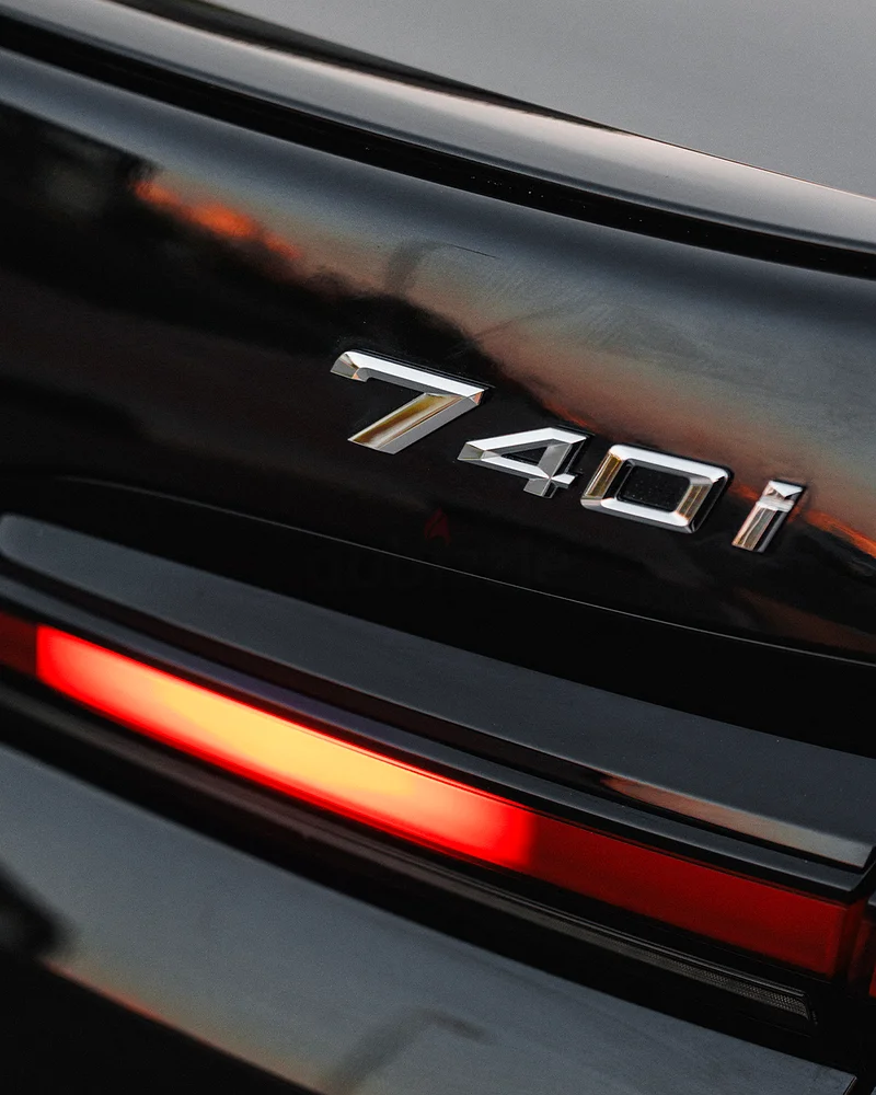 Hire 2023 BMW 7-Series in Al Barsha 1 — Book by WhatsApp Today photo 7
