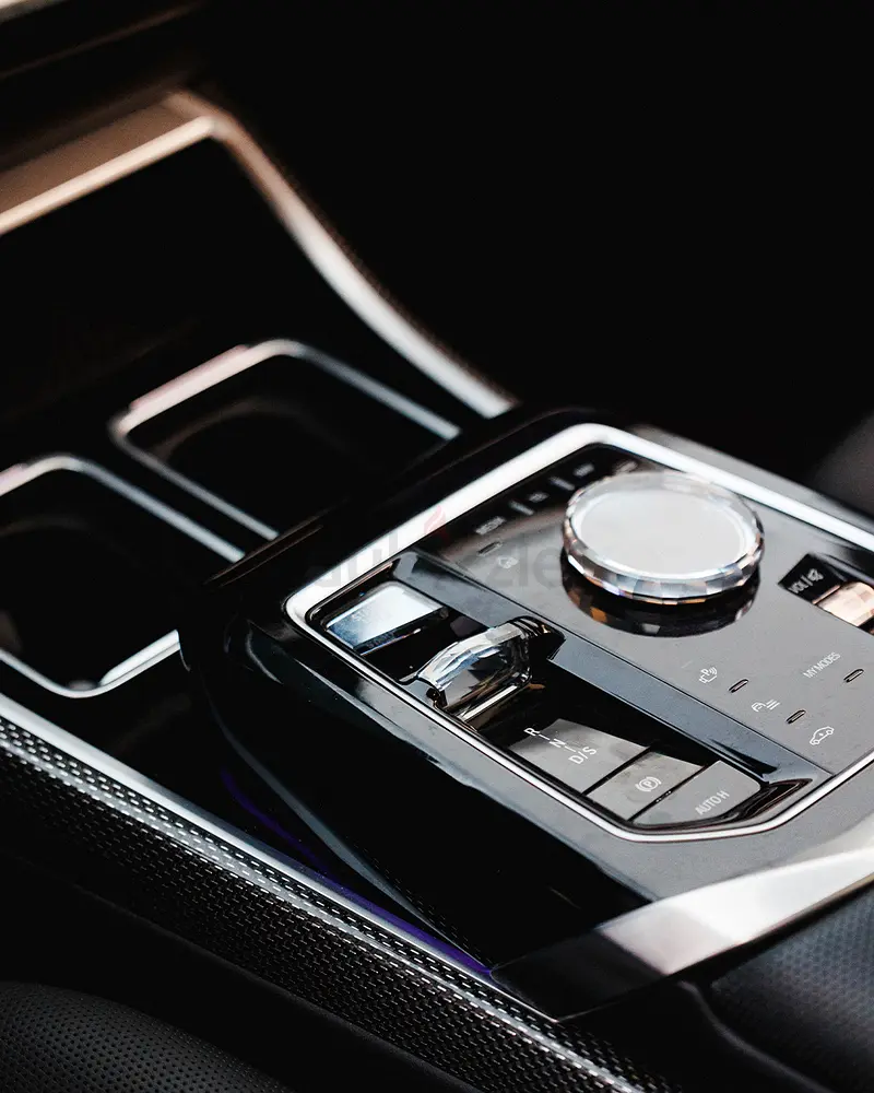 Hire 2023 BMW 7-Series in Al Barsha 1 — Book by WhatsApp Today photo 9