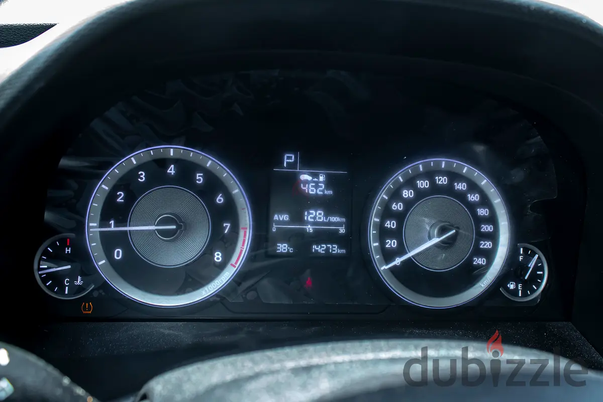 2025 Hyundai Creta for Rent in Downtown Dubai (White) photo 10