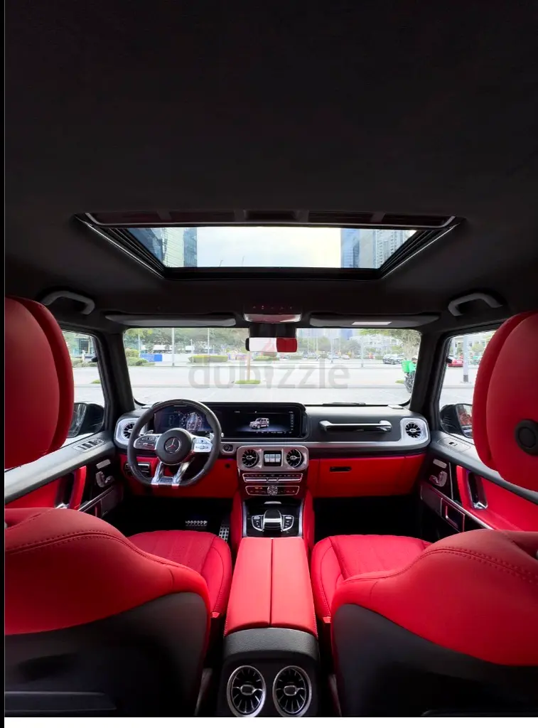 2024 Mercedes-Benz G-Class for Rent in Dubai Marina (Black, Automatic, 5 Seater, ROYALTY G) photo 4