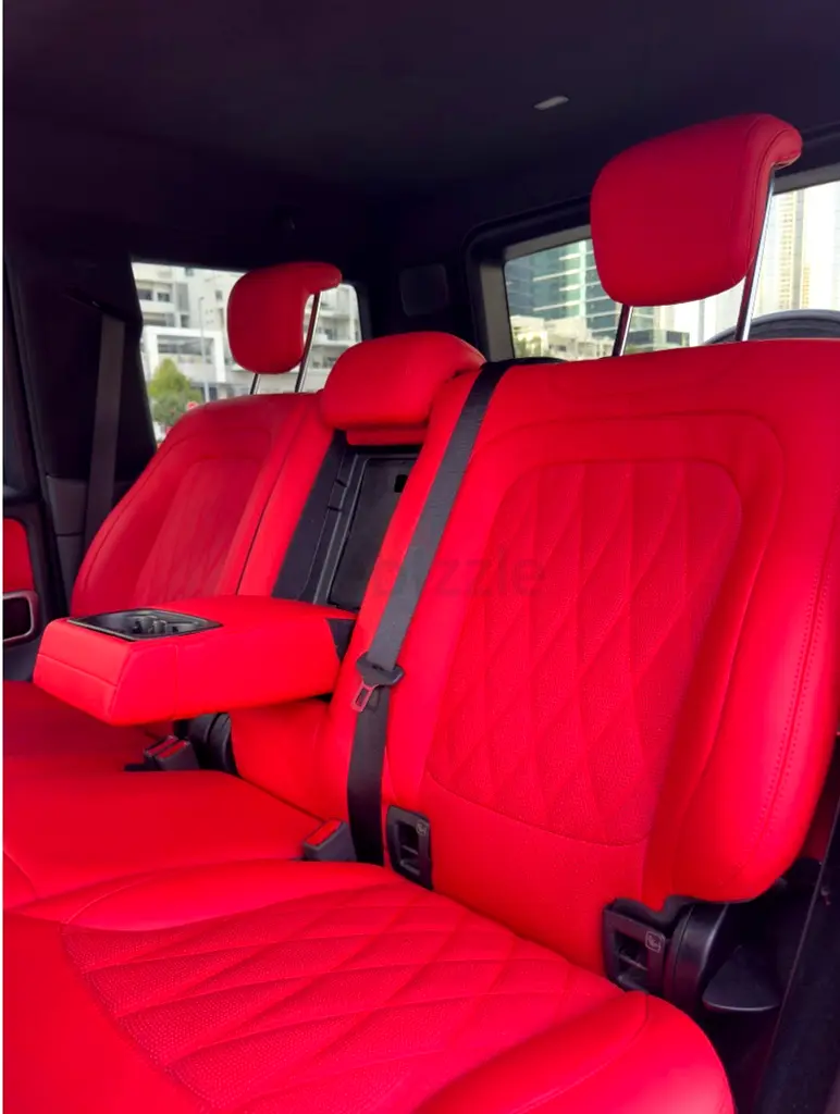 2024 Mercedes-Benz G-Class for Rent in Dubai Marina (Black, Automatic, 5 Seater, ROYALTY G) photo 6