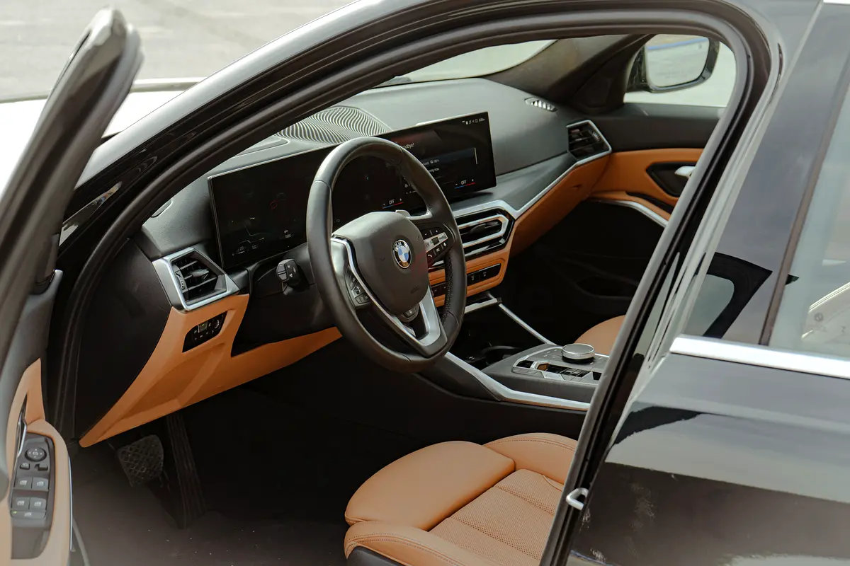 Rent 2024 BMW 3-Series in Al Quoz photo 5