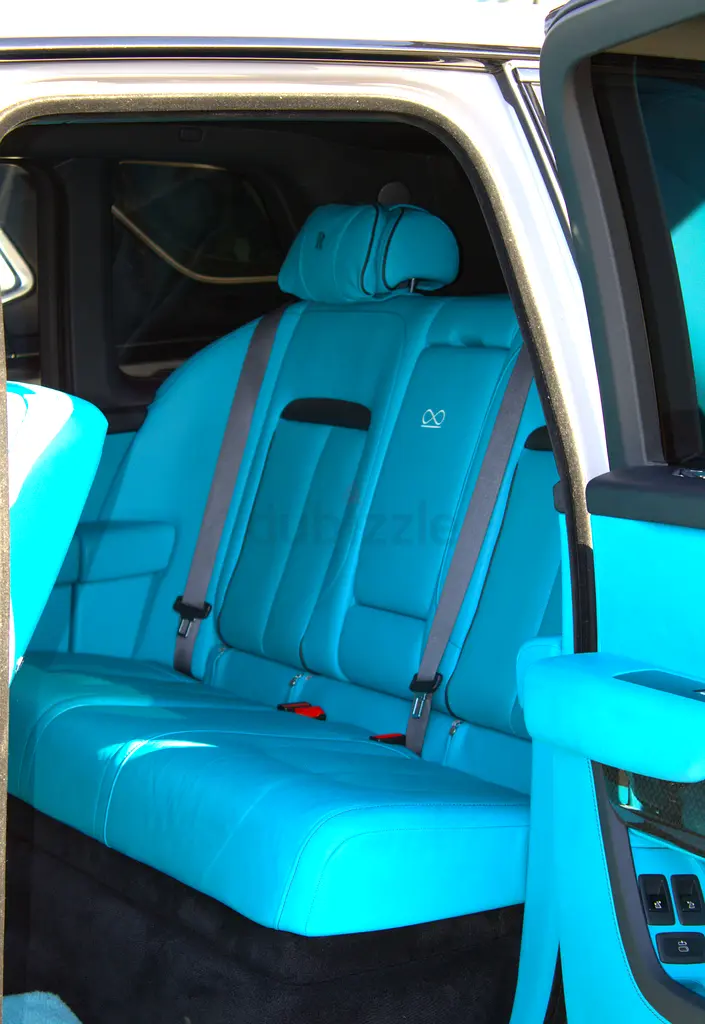 Rent a 2023 Rolls-Royce Cullinan in Al Garhoud photo 3