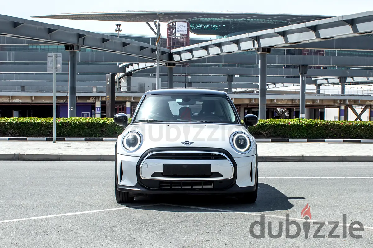 2024 MINI Cooper for Rent in Downtown Dubai (White, Automatic, 5 Seater, Thrifty a) rental in Downtown Dubai, Dubai