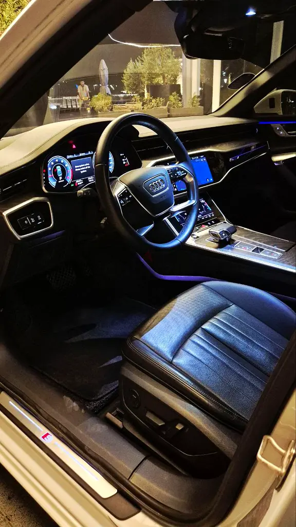 2023 Audi A6 for Rent in Port Saeed photo 6