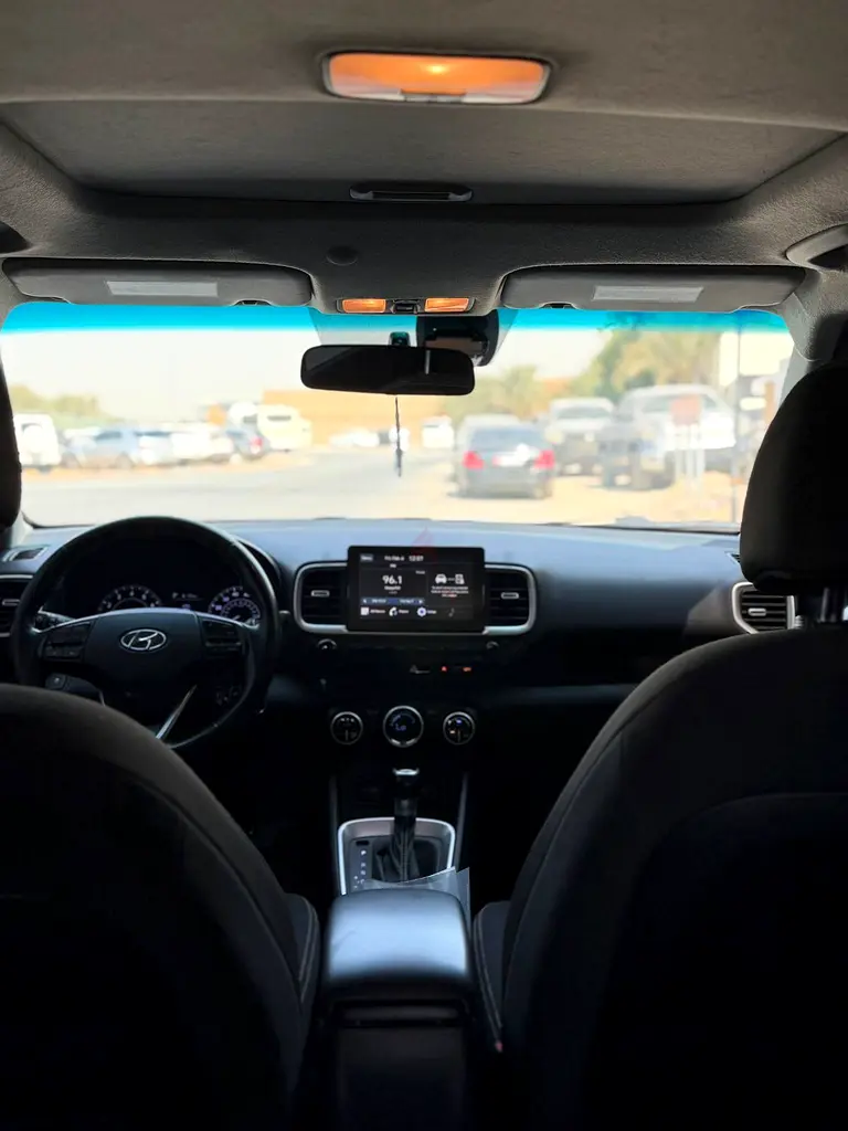 2022 Hyundai Venue Rental in Al Quoz 4 photo 3