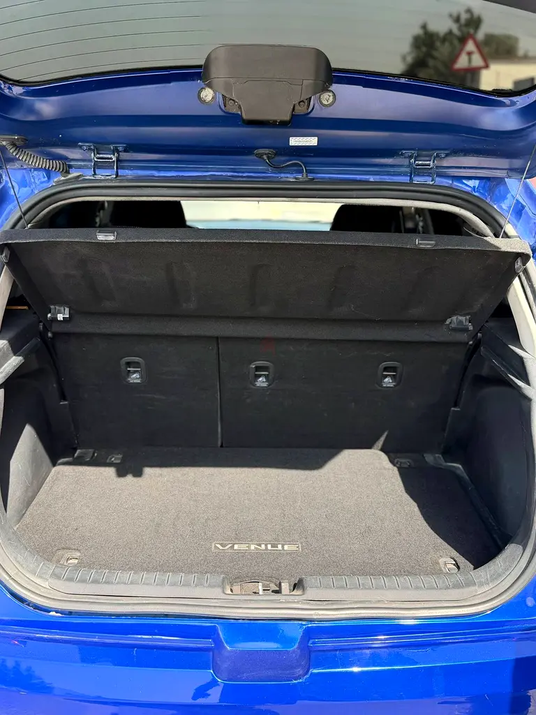 2022 Hyundai Venue Rental in Al Quoz 4 photo 4