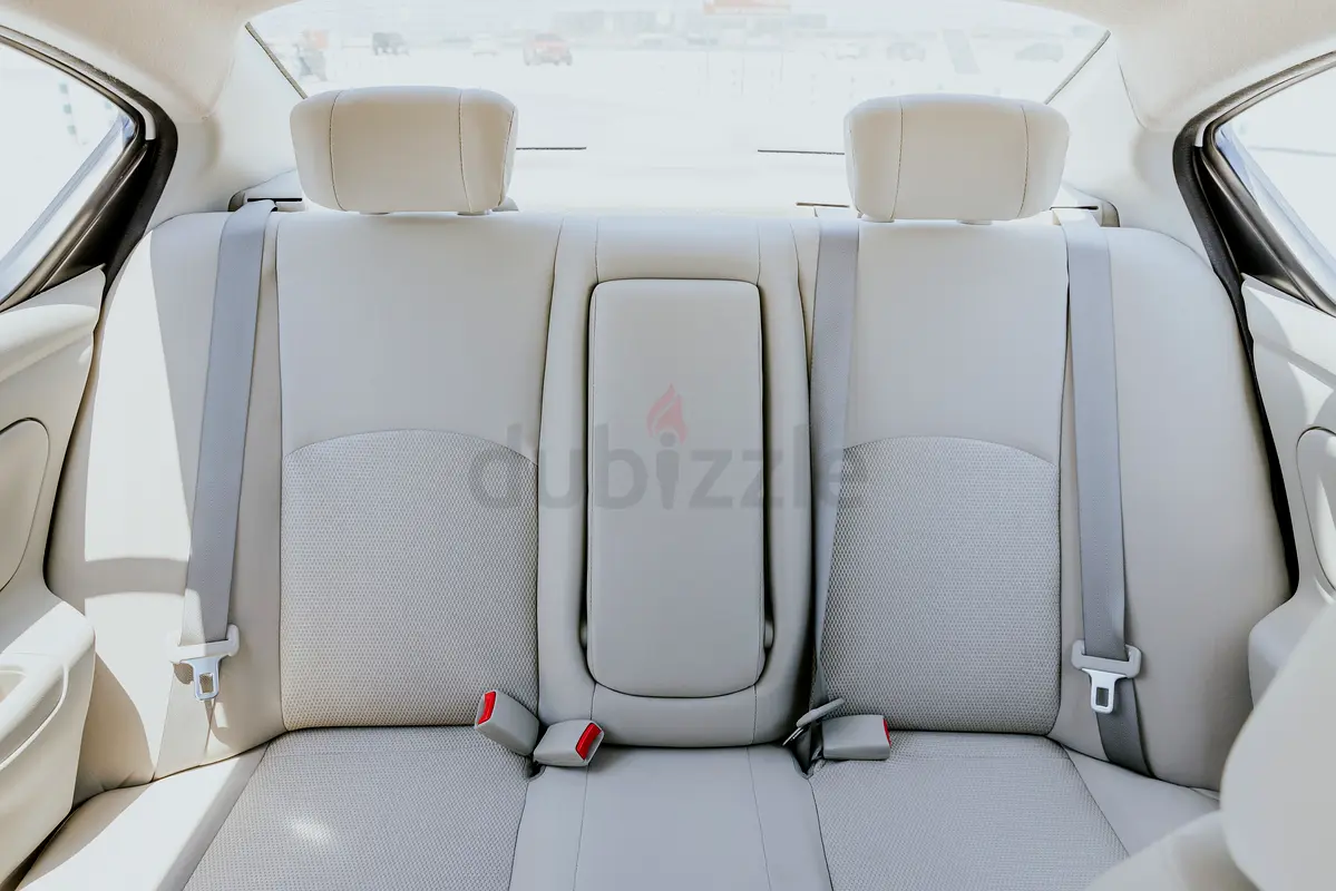 2023 Nissan Sunny for Rent in Al Quoz Industrial Area 3 photo 6