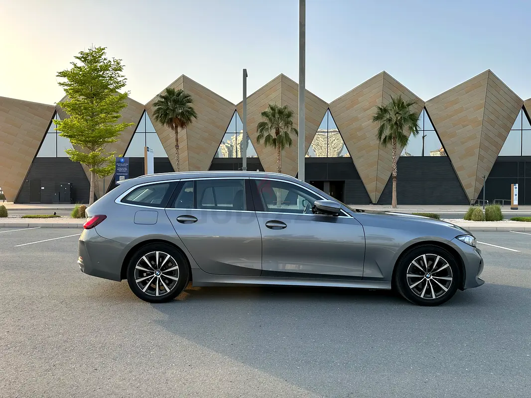 2023 BMW 3-Series for Rent in Al Barsha 1 photo 2
