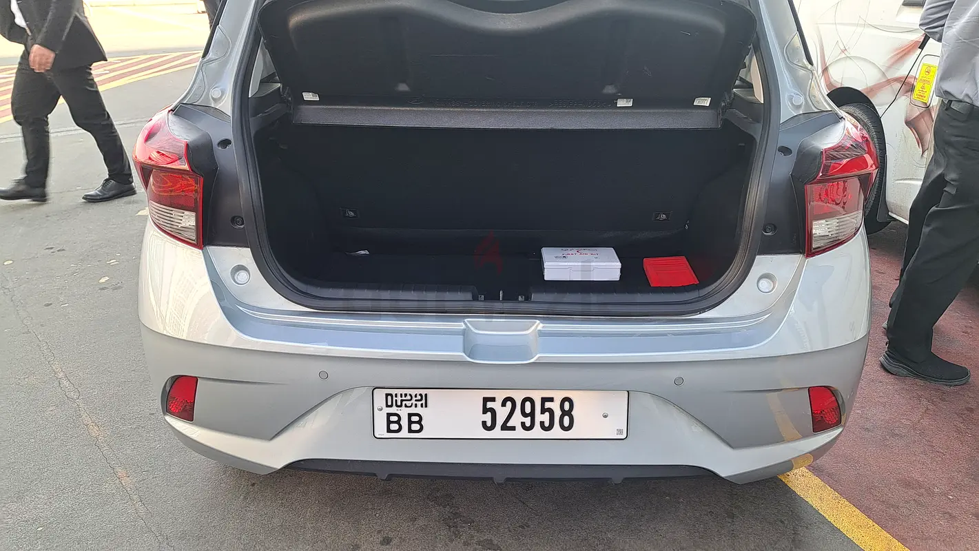 2025 Hyundai Grand i10 for Rent in Jumeirah Lake Towers (JLT) photo 10
