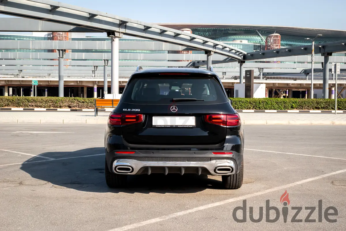 2025 Mercedes-Benz GLB-Class for Rent in Downtown Dubai photo 5