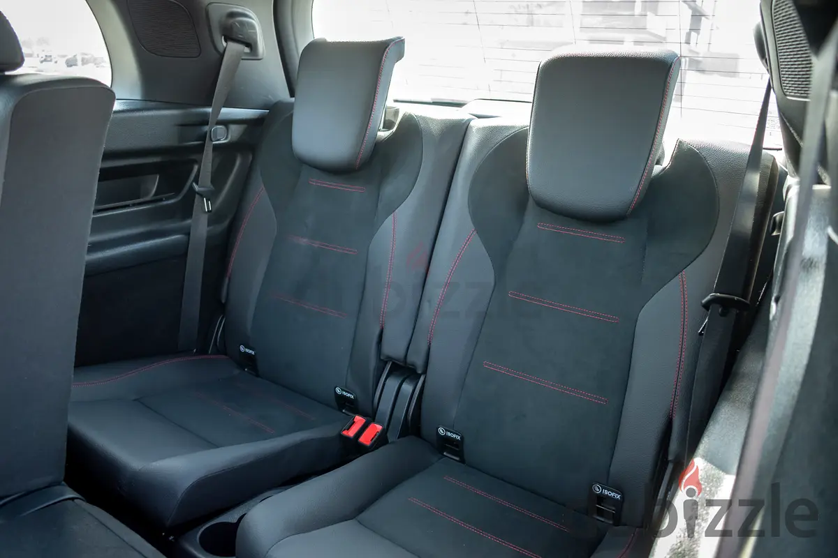 2025 Mercedes-Benz GLB-Class for Rent in Downtown Dubai photo 7