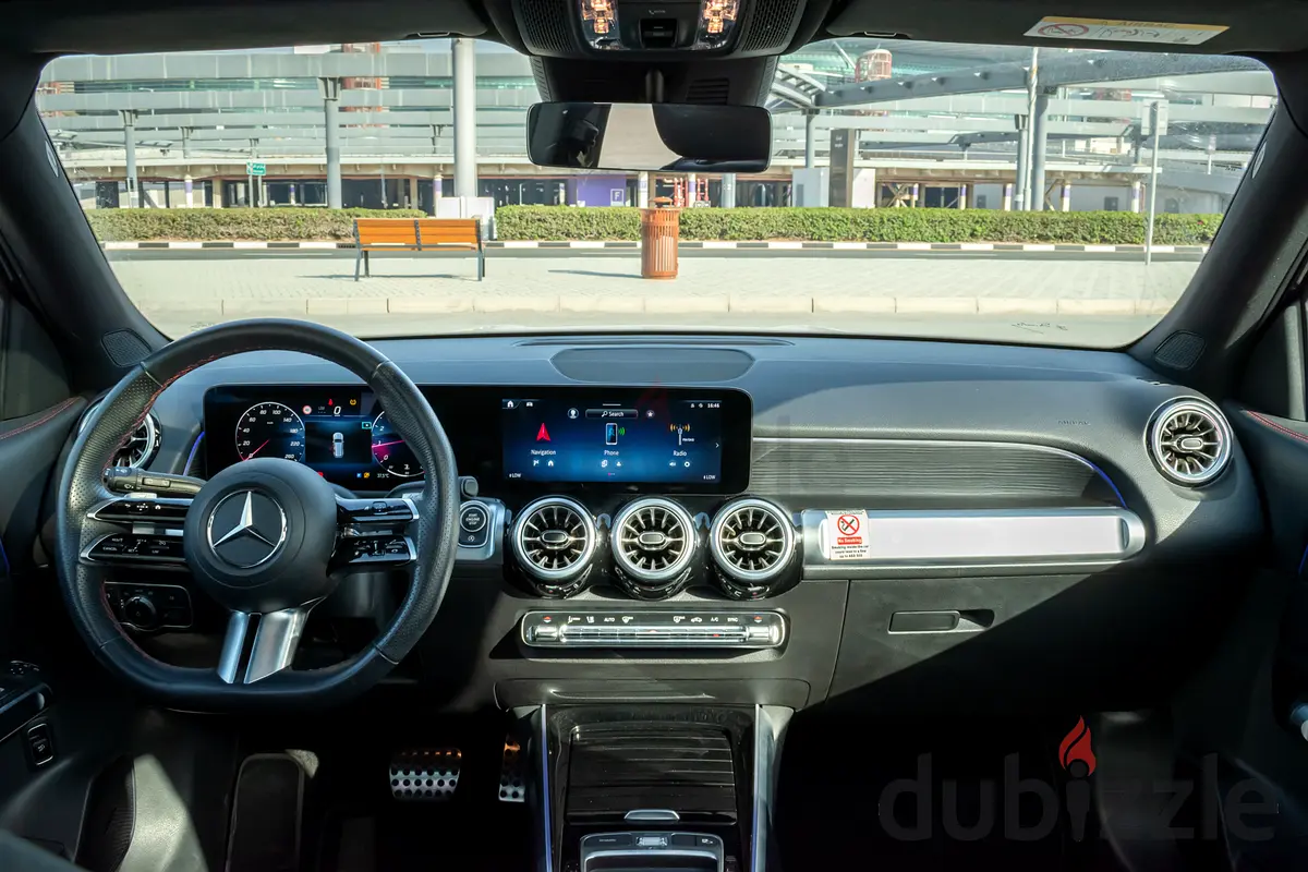 2025 Mercedes-Benz GLB-Class for Rent in Downtown Dubai photo 8
