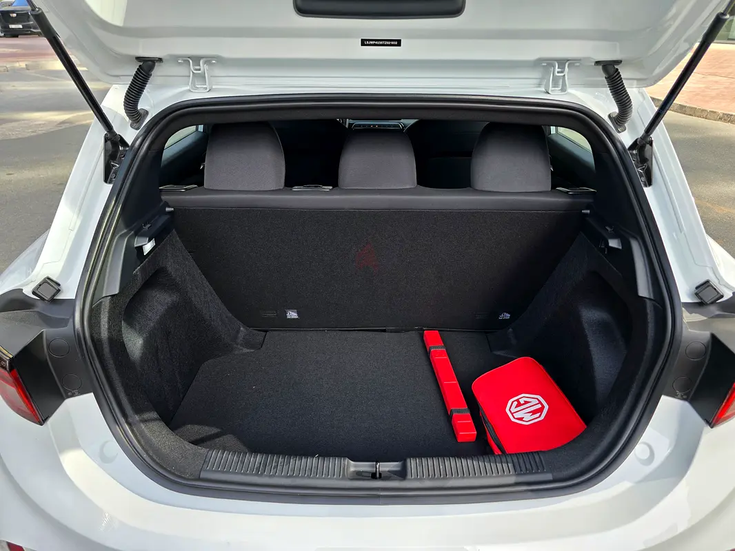 2026 MG MG3 for Rent in Jumeirah Lake Towers (JLT) photo 7