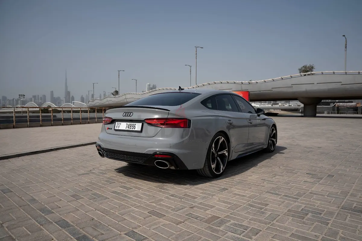 2025 Audi RS5 for Rent in Palm Jumeirah photo 4