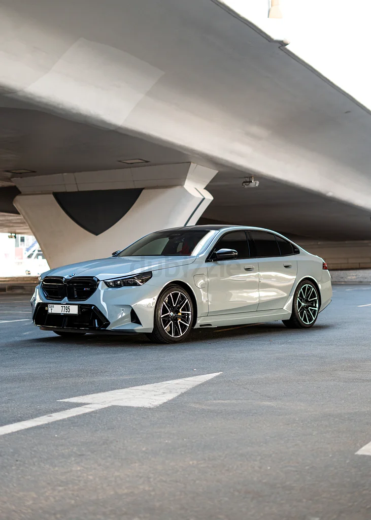 2025 BMW M5 for Rent in Business Bay photo 5