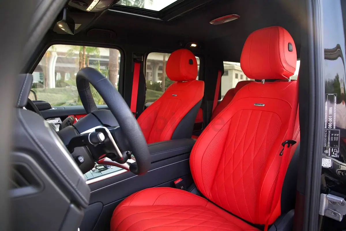 2025 Mercedes-Benz G-Class for Rent in Business Bay (Black, Manual, 5 Seater, PARADISE VIP) photo 6