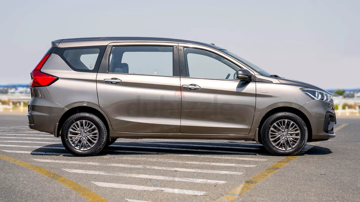 2023 Toyota Rumion for Rent in Ras Al Khor Industrial 3 photo 4